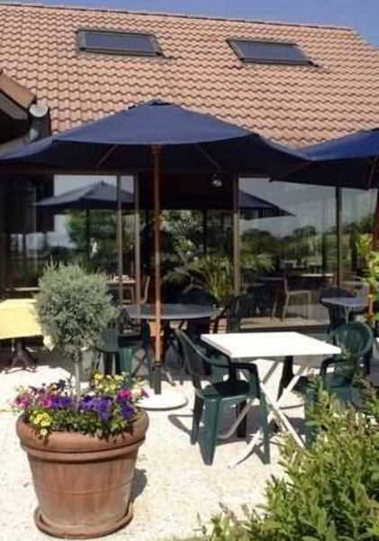 Kyriad Genève St-Genis-Pouilly Saint-Genis-Pouilly Restaurant foto